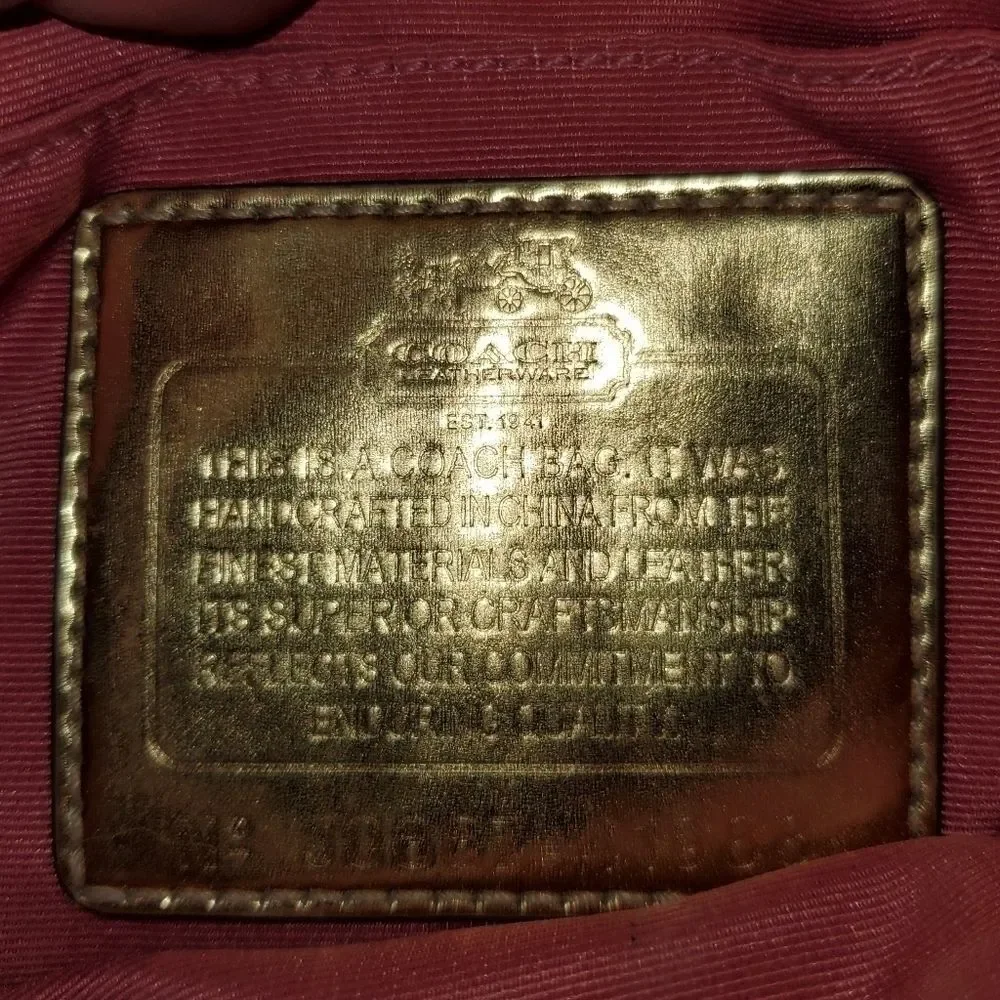 Coach Signature 